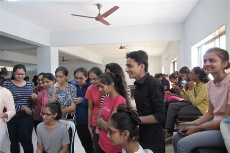 Sports Activities | Welcome to Shree Bharatimaiya College of Optometry ...