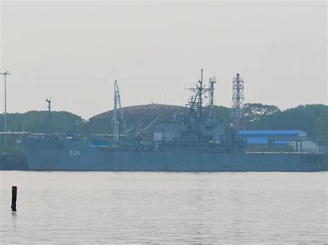 India let Iranian ship dock in Kochi on humanitarian grounds ...