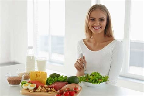 साइनस इन्फेक्शन क्या है, लक्षण, कारण, इलाज और घरेलू उपाय - What Is ...