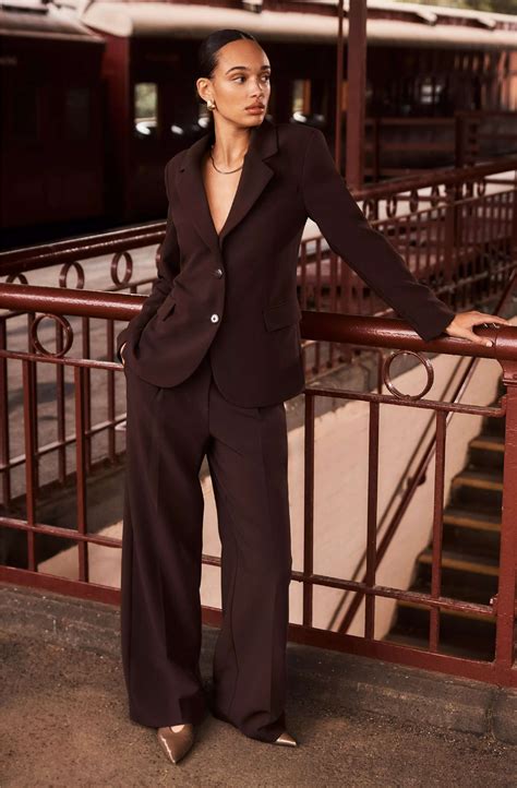 Forever New - Western Wear Dresses for Women