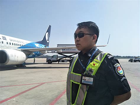 首都机场飞机监护员：战高温 斗酷暑，我们从未松懈 - 中国民用航空网