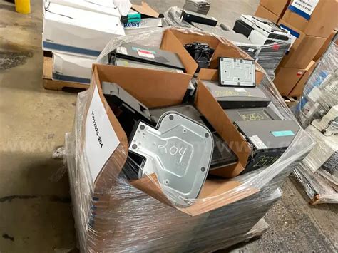 LOT OF CPU AND MONITORS | GovDeals