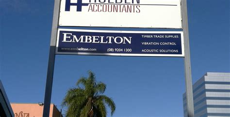 Graphics Building Signage 的图像结果