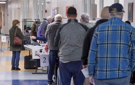 Election contest in Kane County Board District 4 features Bates, Dennin ...