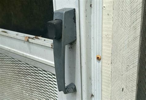 How to Fix Screen Door Handle: Expert Tips and Guidance