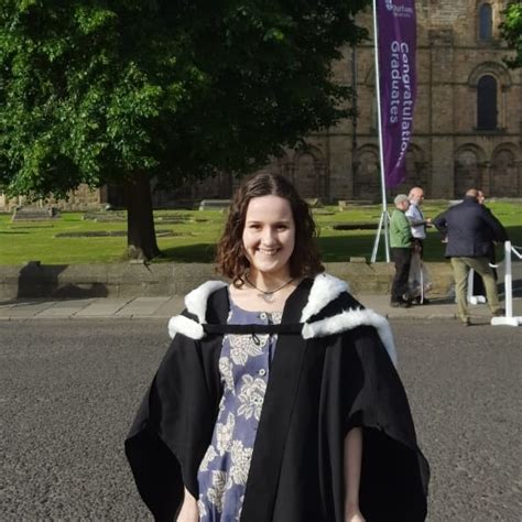 Ellen - Sociology teacher - ₹1073/h