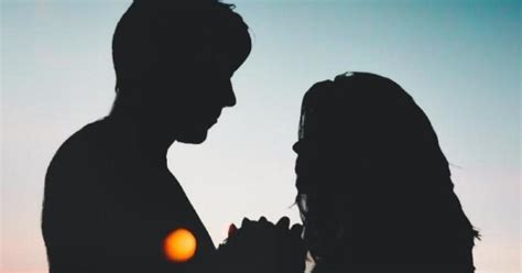 Two 'Husbands' Approach Police In Maharashtra After Wife Elopes With A ...