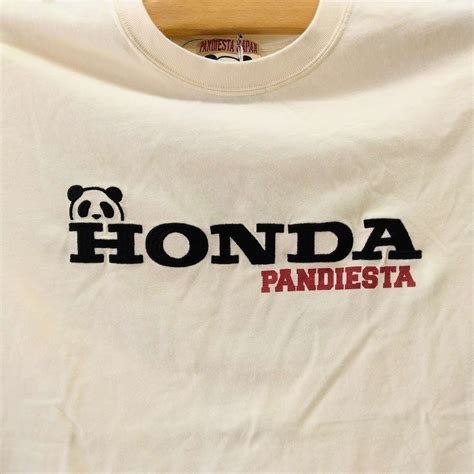パンディエスタ＆HONDAコラボ 半袖Tシャツ ウィング オフ白 XL T-shirt with Honda wing and panda ...