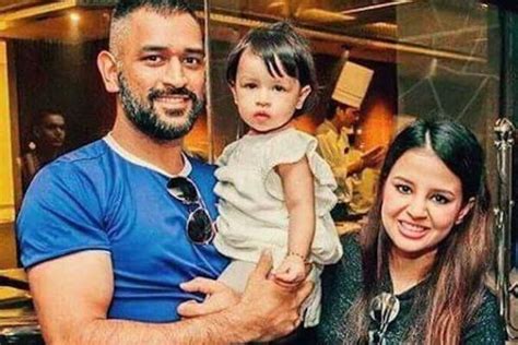 MS Dhoni - Biography, Birthday Date, Age, Cricket, Wife, Career, Movie