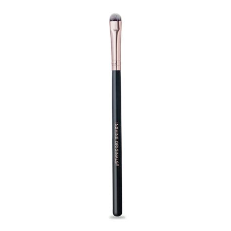 Small Eyeshadow Brush E02