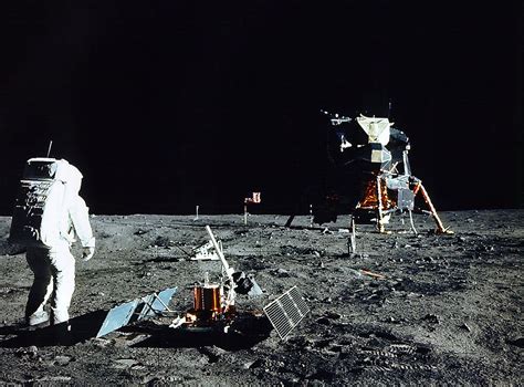 The United States Once Planned to Detonate a Nuclear Bomb on the Moon ...