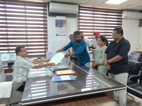 Valsad Rola Panchayat Controversy; Sarpanch & Villagers Support ...