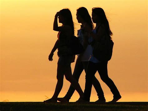 Friend Silhouettes Wallpapers - Top Free Friend Silhouettes Backgrounds - WallpaperAccess - silhouette of friends