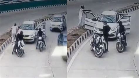 Caught on CCTV: Heist in busy Delhi tunnel, two men robbed of Rs 2 lakh ...
