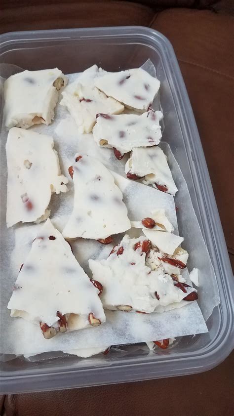 How To Make Almond Bark Candy at Victoria Horton blog