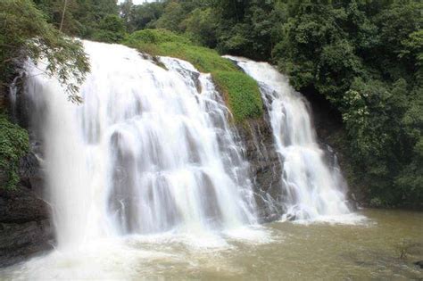 8 Silvery Waterfalls In Coorg That Are Waiting To Be Explored