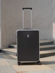 SWISS MILITARY Lorenzo PC Trolley with Zipper Less Theft-Proof ...