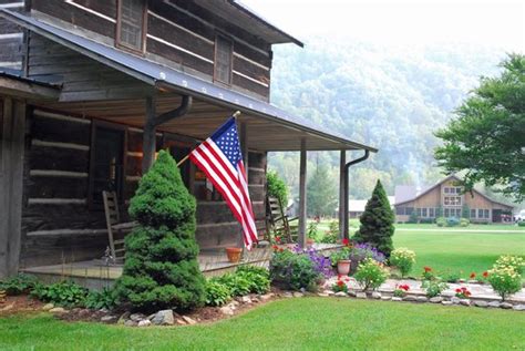 LEATHERWOOD MOUNTAINS RESORT (Ferguson) - Campground Reviews, Photos ...
