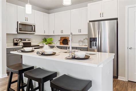 Photo Gallery & Tour | Seasons at Hoffman Estates