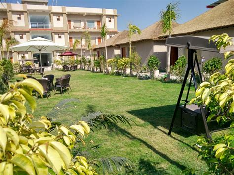 Corbett The Grand, The Grand resort Corbett National Park