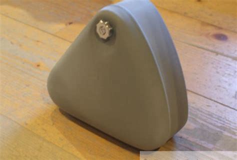 Toolbox Royal Enfield RHS | BRITISH Only Austria Fahrzeughandel GmbH