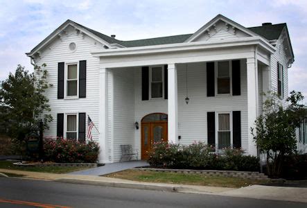 Scobee Funeral Home | Winchester, KY