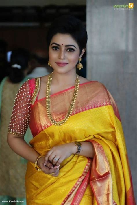 Shopzters Shows You How To Style Your Yellow Sarees!- Celeb Edition