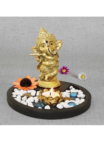 10 Unique Valaikappu Return Gifts Ideas for Guests Who Come Bearing ...