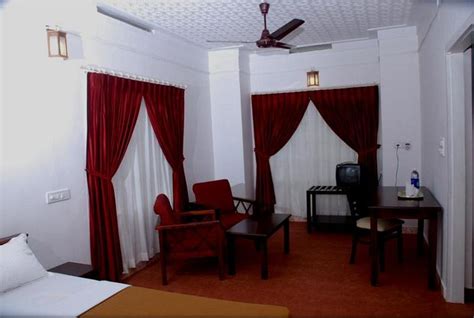 TIGER TRAIL RESORT (Thekkady, Kerala) - Lodge Reviews & Photos ...