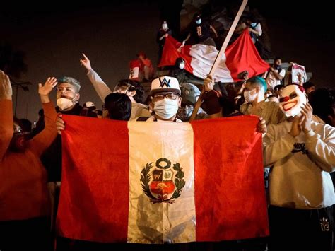 Peruvians around the world demand justice and democracy | Meer