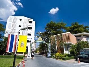 学子尚留学受邀拜访泰国暹罗大学
