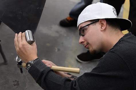 Auto Body Technology 的图像结果