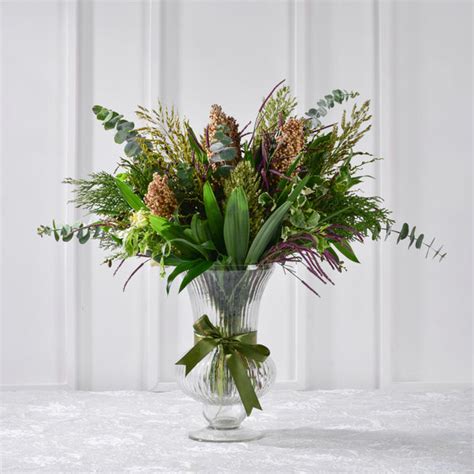 Wild Green – in a vase – The Flower Company