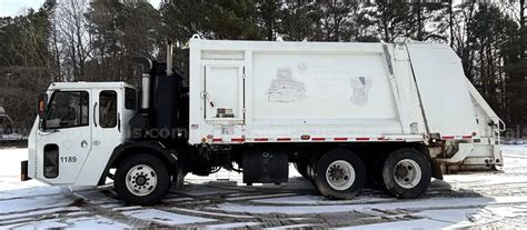 2013 Crane Carrier LET2-45/Heil 5000 25 Yard Rear Loader Refuse Truck ...