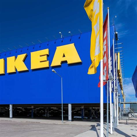 You will not believe the rent Zara is paying for its new store | Vogue ...