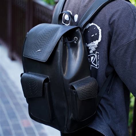Premium Leather Backpacks for Men|Zeesh