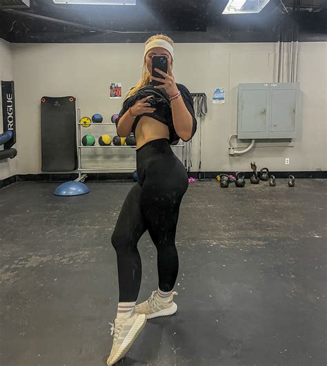 Britney friesen (@britney.wellness) • Instagram photos and videos