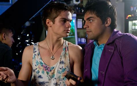 Skins : Skins : Photo Sean Teale, Sam Jackson - 92 sur 227 - AlloCiné