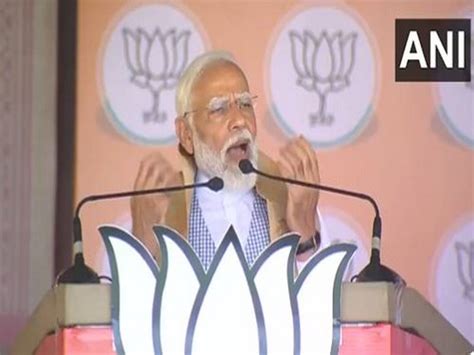 At Assam rally on Ram Navami, PM Modi urges people to turn on mobile ...