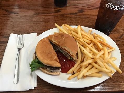 COATES STREET CORNER GRILL, Moberly - Restaurant Reviews, Phone Number ...