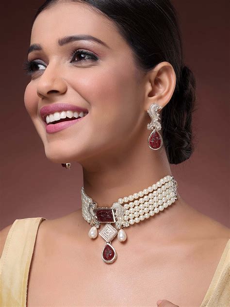 Karatcart Gold Plated Red Carved Stone Kundan Choker Necklace Set for