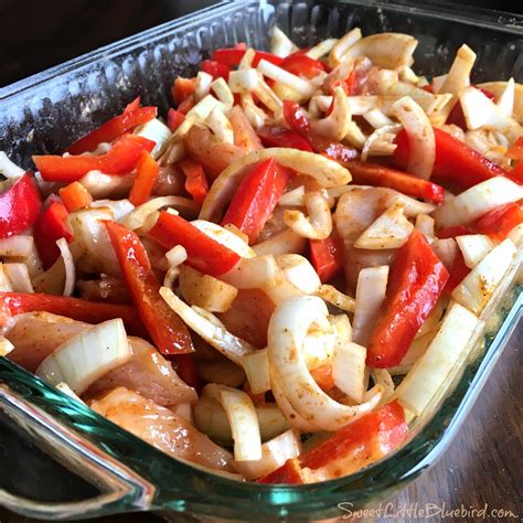 Easy Oven-Baked Chicken Fajitas - Sweet Little Bluebird