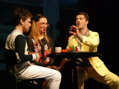 Past and future, both funny and sad | Meer