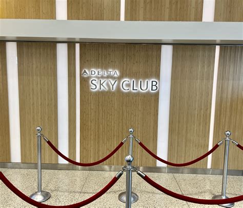 SLC's Delta Sky Club in Concourse A at Salt Lake City International ...
