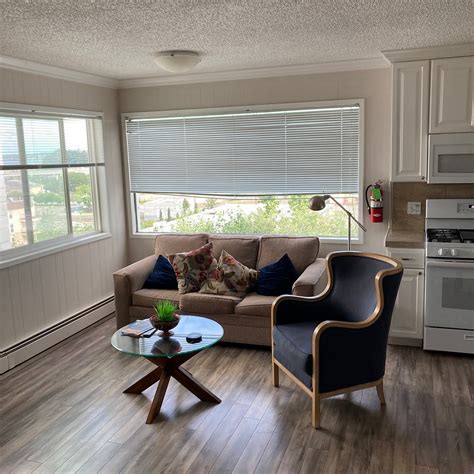 ARCTIC FOX INN BED AND BREAKFAST (Anchorage) - Inn Reviews, Photos ...