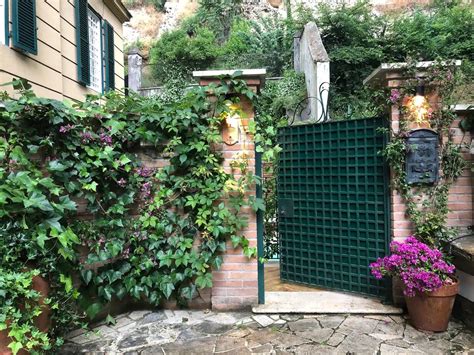 13 Rome Airbnbs With a Gorgeous View of the Colosseum