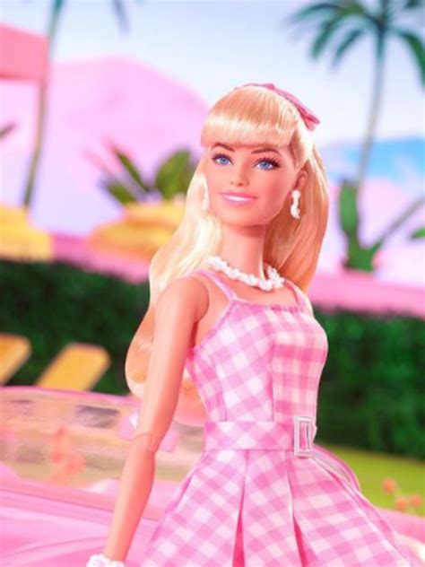 Signs you have the Barbie doll syndrome | Times of India