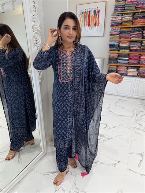 Riya Suit Set – Preetibora