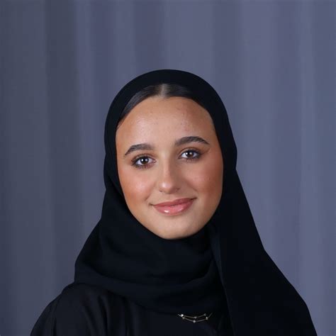 Asma - English teacher - ₹2340/h