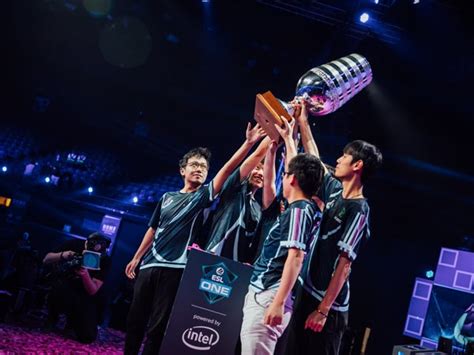 The ESL One Dota 2 Tournament In Mumbai Was Crazy